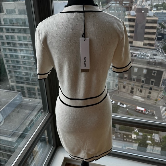 🆕 KARL LAGERFELD 🧿 NWT Classic Knit Dress with Embroidered Monogram, White, M - Picture 15 of 16